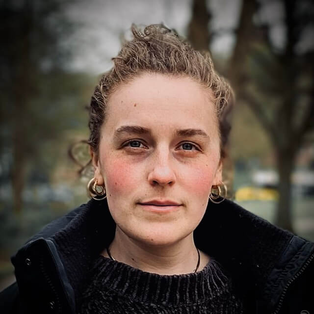 Portraitfoto von Maya Berger, Psychologin
